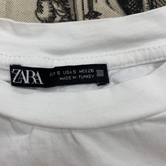 ZARA Short sleeve t-shirt S - Picture 3 of 4